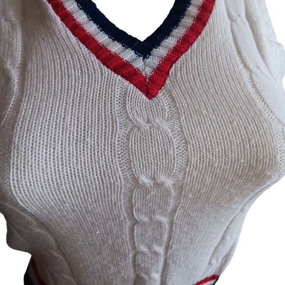XS Vintage White Cable Knit Sleeveless Sweater Vest Japan Striped V-Neck Trim - Picture 2 of 6